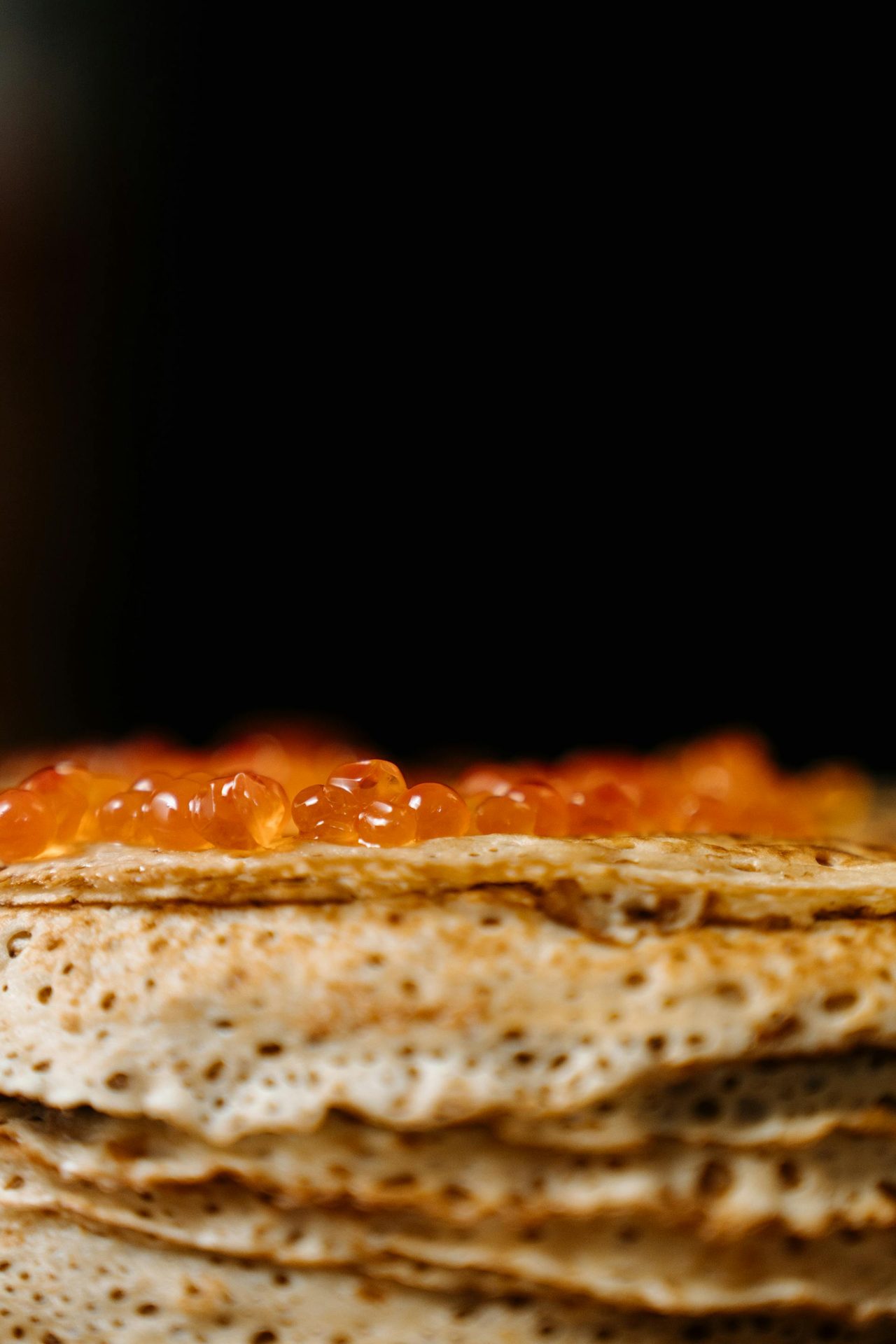 Blinis med tigerrejer og purløgsmayonnaise