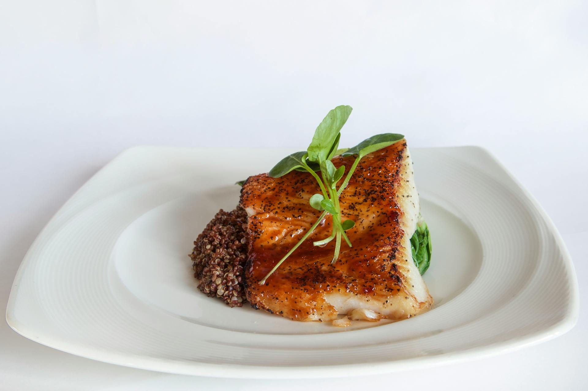 Hellefisk med æble og pancetta